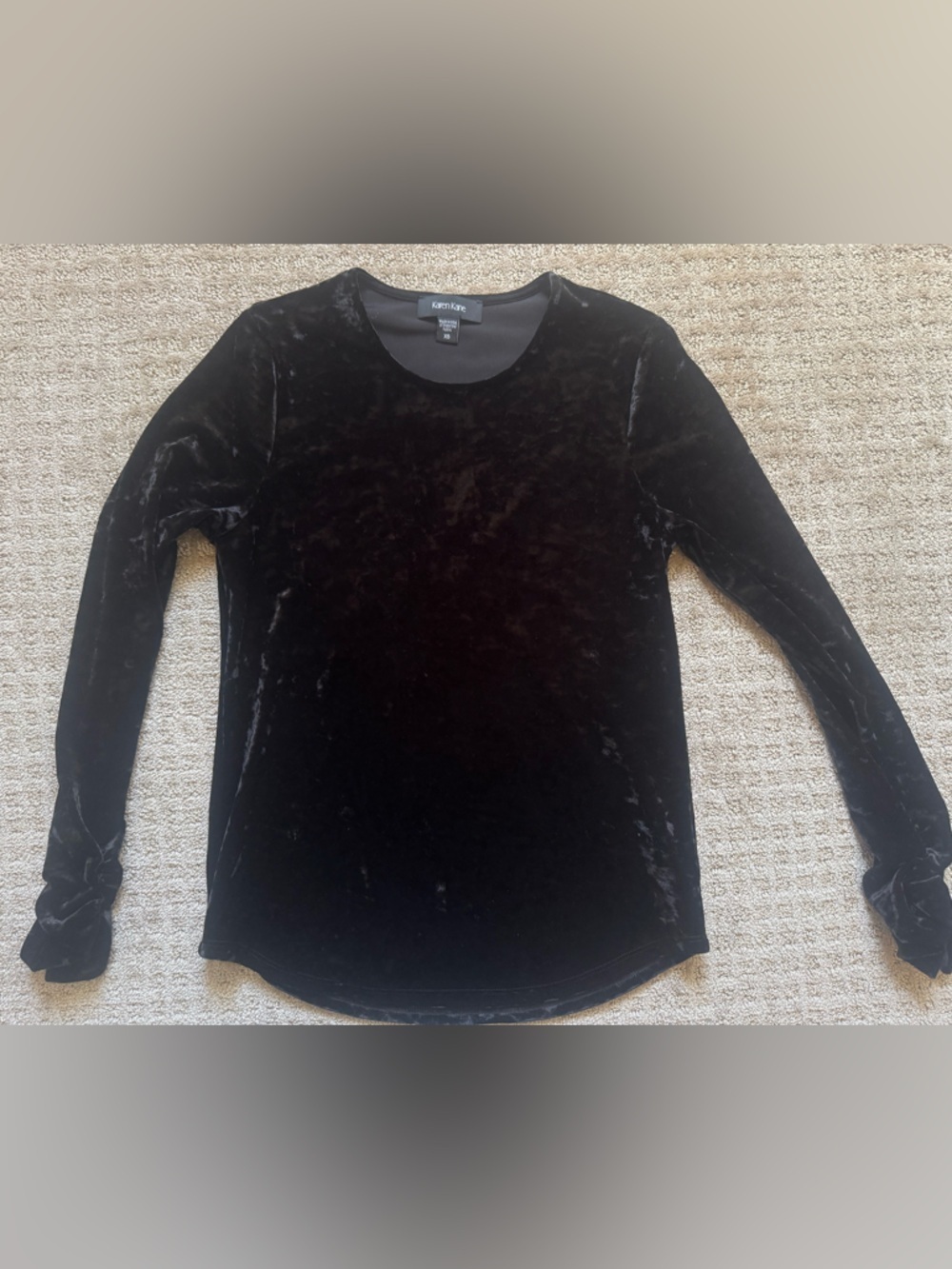 Karen Kane Black Velvet Long Sleeve Top size XS